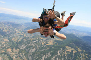 Cadeau sensation forte - cadeau bapteme chute libre - cadeau saut parachute